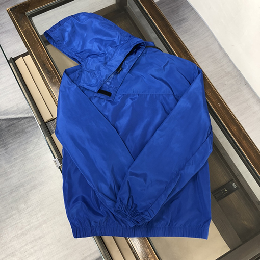 プラダジャケット アウター スーパーコピー  PRADAA三角ロゴプレート 