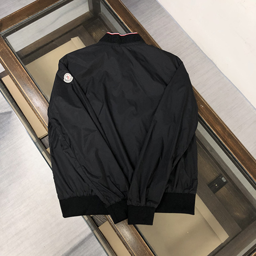 23新品!!モンクレール ジャケット アウター コピー