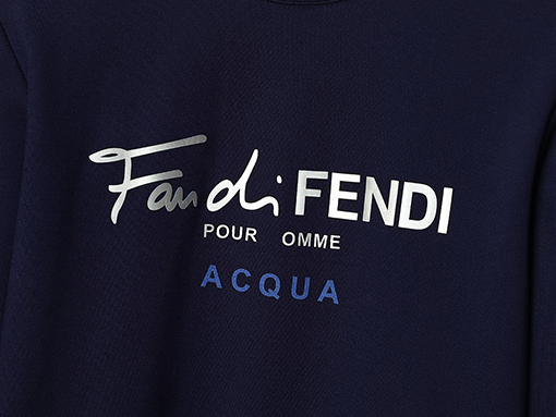 フェンディ スウェットTシャツ  コピー   fendiロゴポイント 全3色
