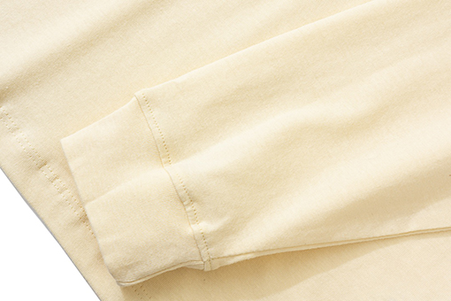 フィアオブゴッド長袖 Tシャツコピー背中FEAR OF GOD ESSENTIALS ロゴ