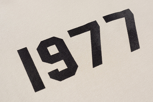 フィアオブゴッドパーカースーパーコピーESSENTIALS HOODIE 1977