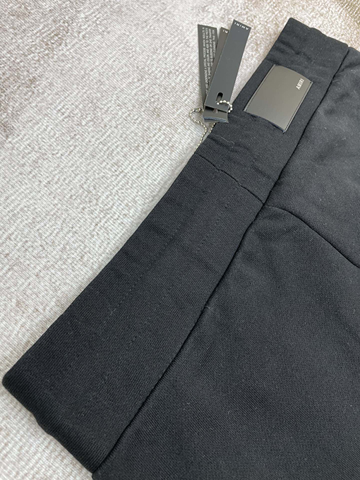 23新品!!  アミリスウェットパンツ  スーパーコピーAMIRIメンズファッション