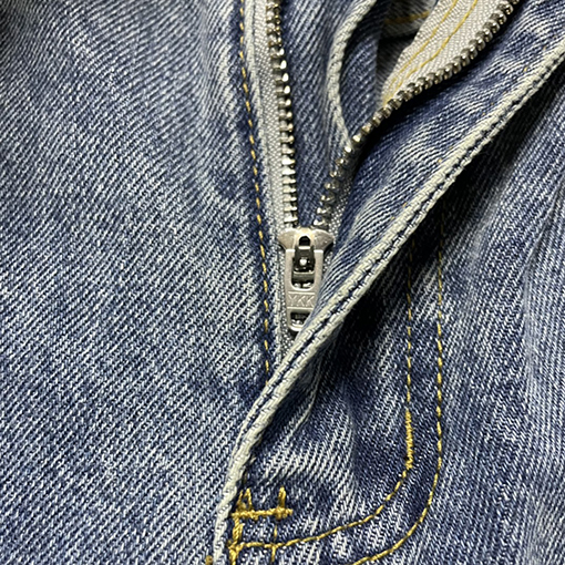 グッチデニムパンツスーパーコピー MUSIC.GUCCIロゴポイント