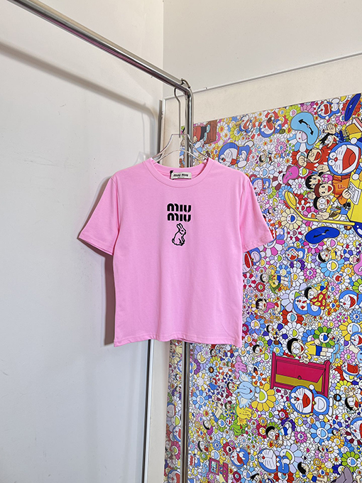 【レディースシリーズ✨】ミュウミュウ半袖Tシャツスーパーコピー レディースファッションの通販