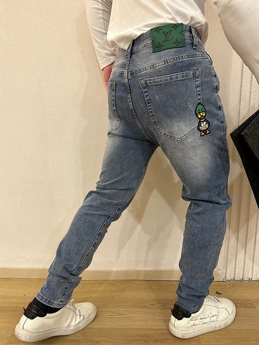 23新品!! ルイヴィトンデニムパンツスーパーコピー