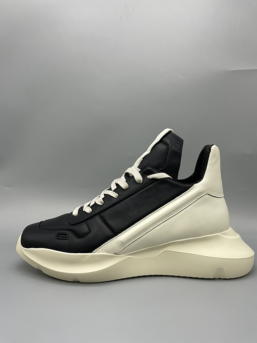 22ss!! リックオウエンス スニーカー スーパーコピー 39~46サイズ.ワンサイズ大きく発売