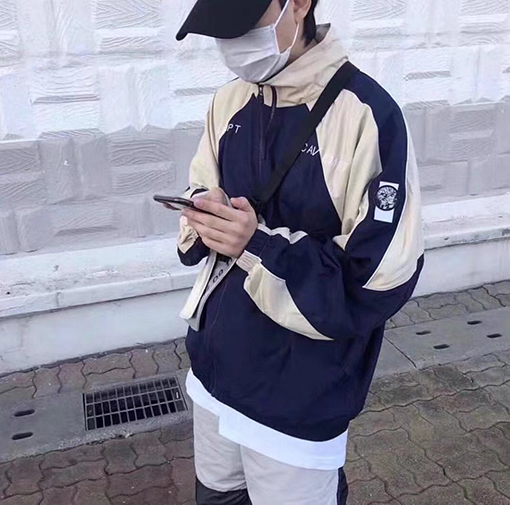 コラボシリーズ✦NIKE ｘCAVEMPT ジャケット アウター