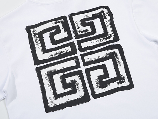 ジバンシイ半袖スーパーコピー メンズファッションTシャツ通販