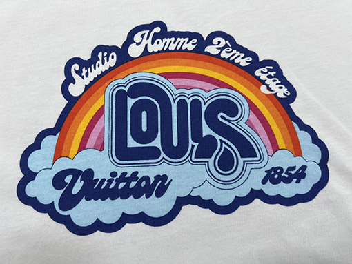 ルイヴィトン 半袖 スーパーコピー Louis Vuitton レインボー雲半袖Tシャツ