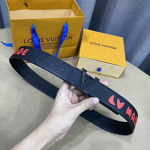 23新品!!ルイヴィトン 牛革ベルトスーパーコピー Louis Vuittonプリント