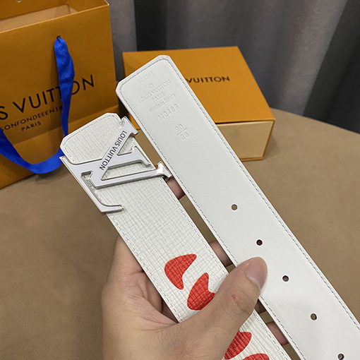 23新品!!ルイヴィトン 牛革ベルトスーパーコピー Louis Vuittonプリント