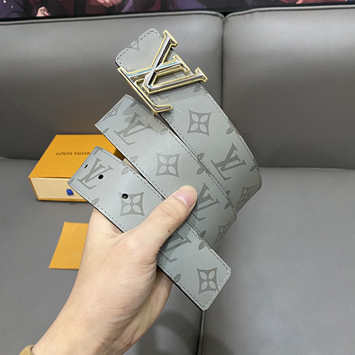 23新品!!ルイヴィトン 牛革ベルトスーパーコピー  モノグラムプリント