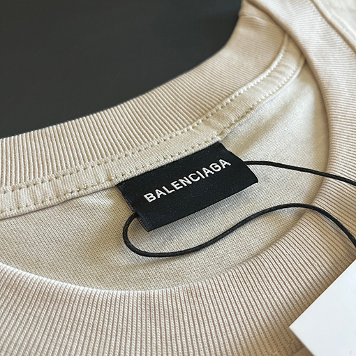 バレンシアガ半袖スーパーコピー BBのロゴ半袖Tシャツ