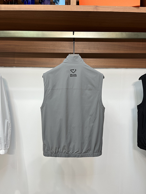 23新品!!プラダベストスーパーコピー PRADA三角ロゴ