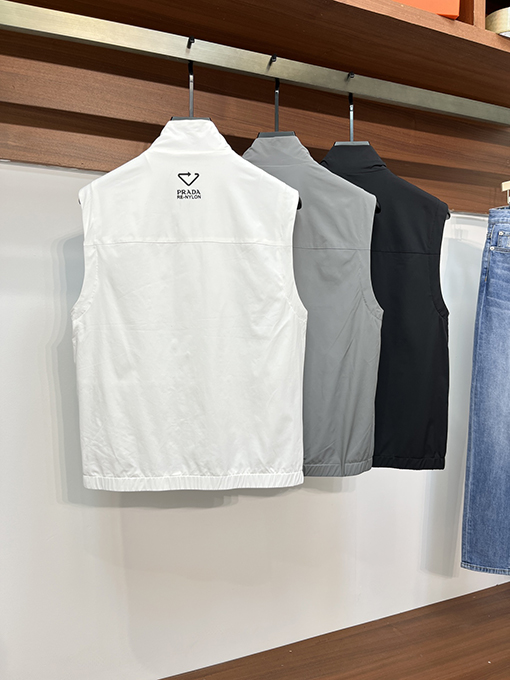 23新品!!プラダベストスーパーコピー PRADA三角ロゴ