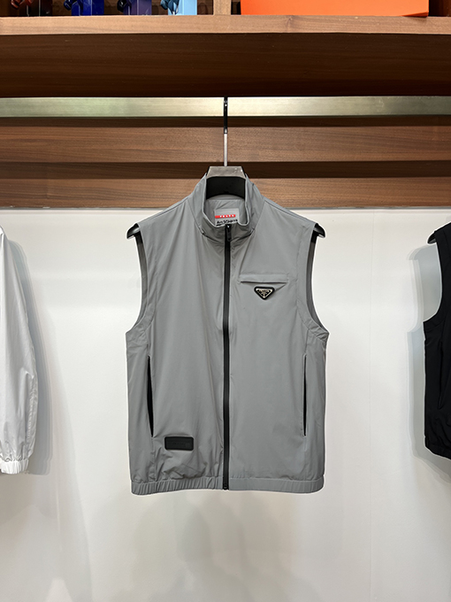 23新品!!プラダベストスーパーコピー PRADA三角ロゴ