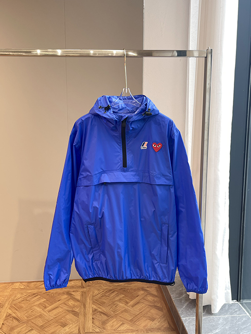 23新品!!コムデギャルソン アウタースーパーコピー k-wayコラボ 全3色