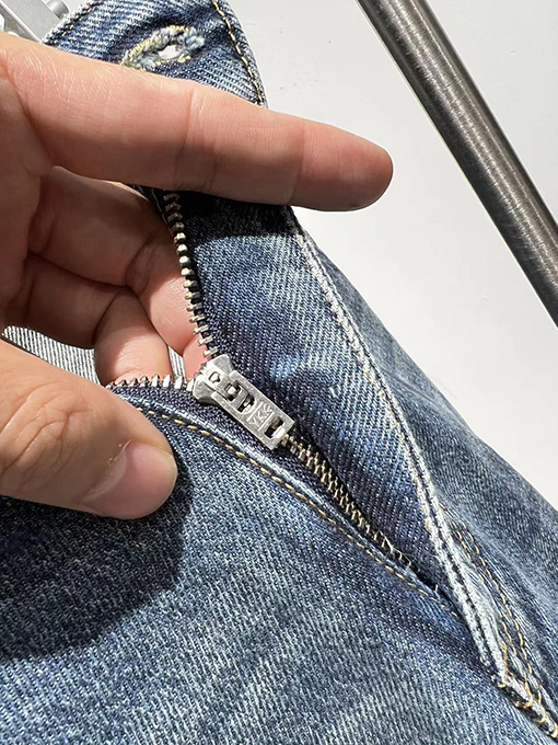 23新品!!バレンシアガデニムパンツスーパーコピー