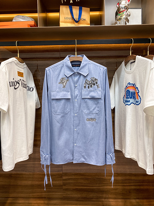 23新品!! ルイヴィトンシャツスーパーコピーLVプリント