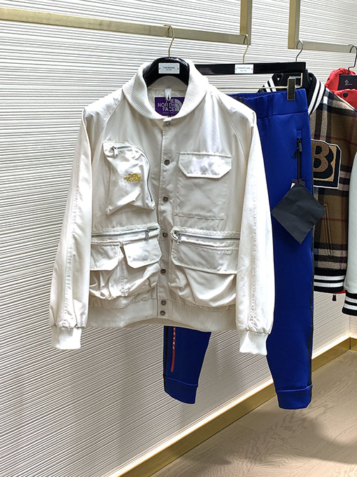 23新品!!ノースフェイスジャケットスーパーコピー