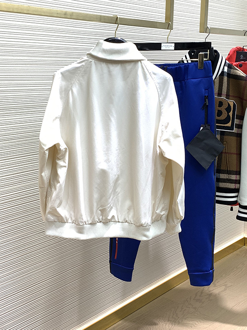 23新品!!ノースフェイスジャケットスーパーコピー
