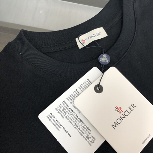 23新品!!モンクレール半袖Tシャツスーパーコピー MONCLER
