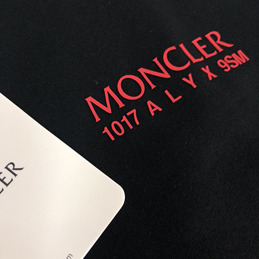 23新品!!モンクレール半袖Tシャツスーパーコピー MONCLER
