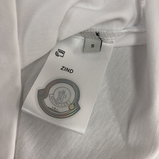 23新品!!モンクレール半袖Tシャツスーパーコピー MONCLER