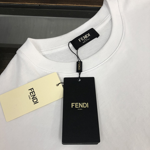 23新品!! フェンディ半袖Tシャツスーパーコピー FENDIロゴ