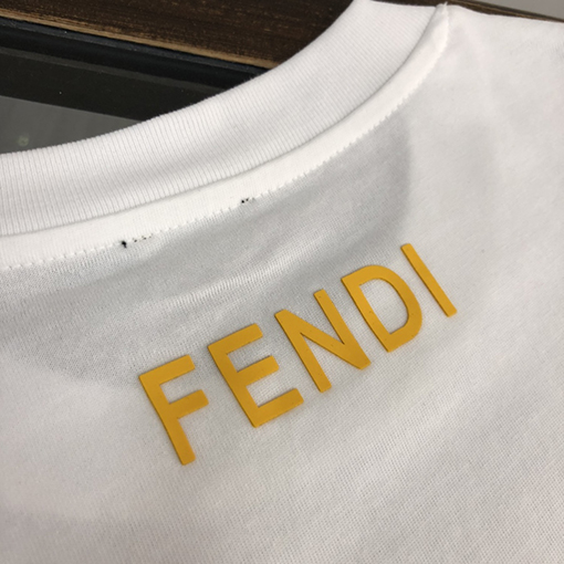 フェンディ 半袖スーパーコピー スーパーコピー FENDI半袖 Tシャツ