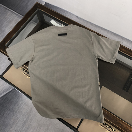 フィアオブゴッド半袖スーパーコピーESSENTIALS半袖 Tシャツ