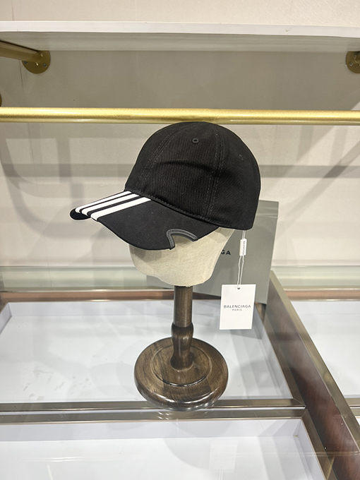 23新作!! バレンシアガ  CAP 帽子 balenciaga 刺繍 帽子