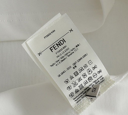 フェンディ 半袖Tシャツ  FENDI刺繍ロゴ　メンズファッション通販