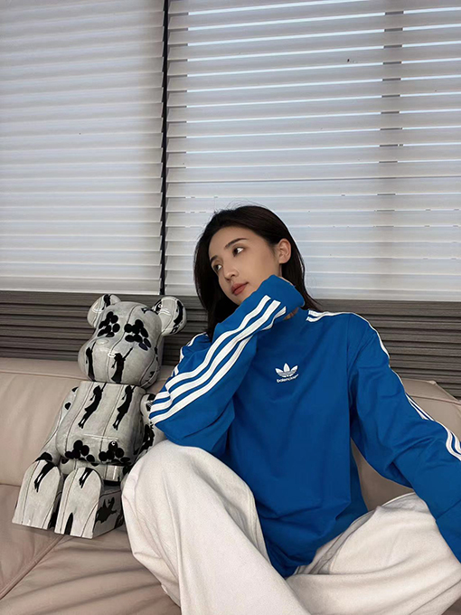 コラボ✦ バレンシアガ x アディダス長袖 Tシャツ BALENCIAGA刺繍ロゴ