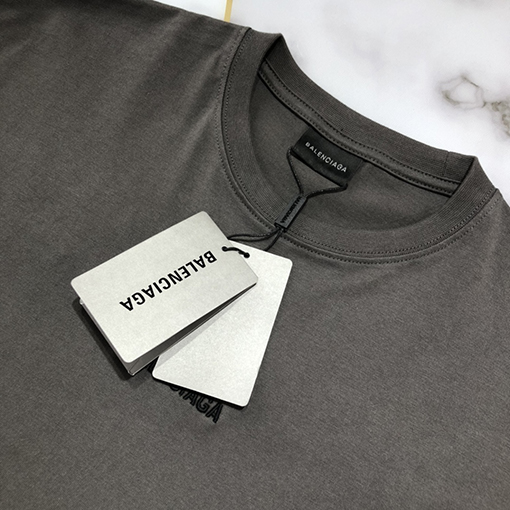 バレンシアガ  半袖  Tシャツ  BALENCIAGA 刺繍ロゴ