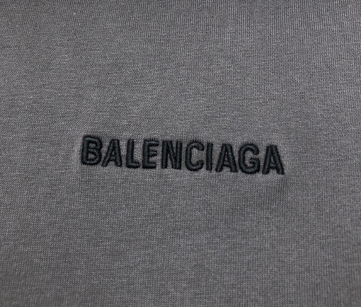 バレンシアガ  半袖  Tシャツ  BALENCIAGA 刺繍ロゴ