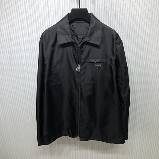 23新品!! プラダ シャツ PRADA おしゃれ シャツ PRADA三角ロゴプレート