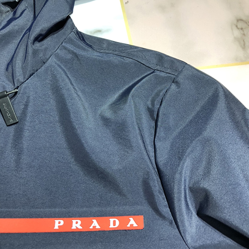 23新品!! プラダ ジャケット アウター PRADAロゴ
