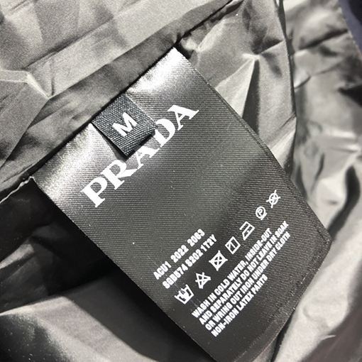 23新品!! プラダ ジャケット アウター   PRADAロゴ