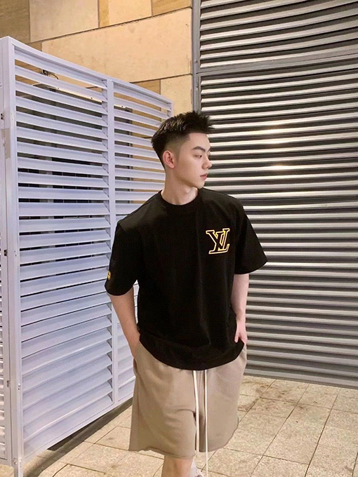 ヴィトン 半袖Tシャツ LVプリント半袖Tシャツ