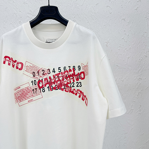 マルタンマルジェラ 半袖 スーパーコピー Maison Margielaロゴ プリント 半袖Tシャツ