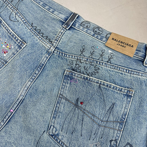 バレンシアガデニムパンツ スーパーコピーBALENCIAGA ロゴ プリント