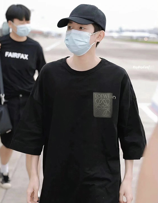 ロエベ 半袖 スーパーコピー LOEWE ロゴ半袖Tシャツ