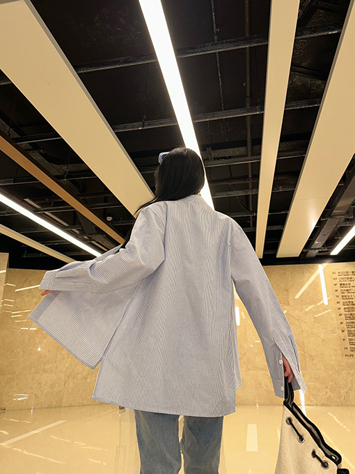 ロエベ シャツ  スーパーコピー  LOEWEポケットストライプシャツ