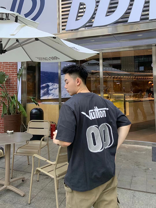ヴィトン 半袖Tシャツ “ 00 ”数字プリント