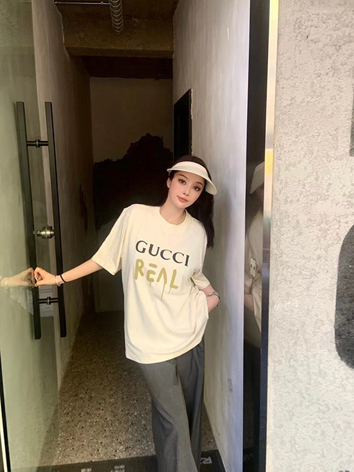 グッチ半袖Tシャツ  GUCCI プリント メンズファッション通販  2色