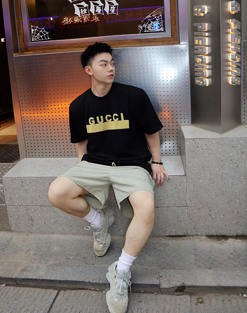 【流行り】 グッチ半袖Tシャツ  GUCCI プリント メンズファッション通販  2色