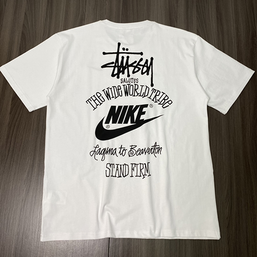 コラボスーパーコピー ナイキ x ステューシー レタリングプリント 半袖Tシャツ