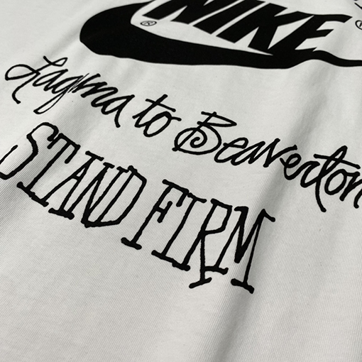 コラボスーパーコピー ナイキ x ステューシー レタリングプリント 半袖Tシャツ