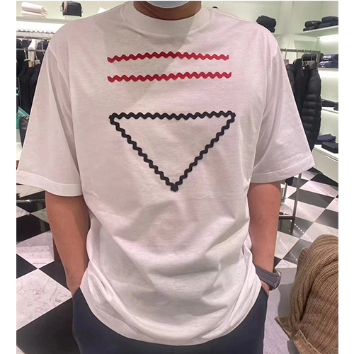 プラダ メンズレディース 半袖 Tシャツの通販